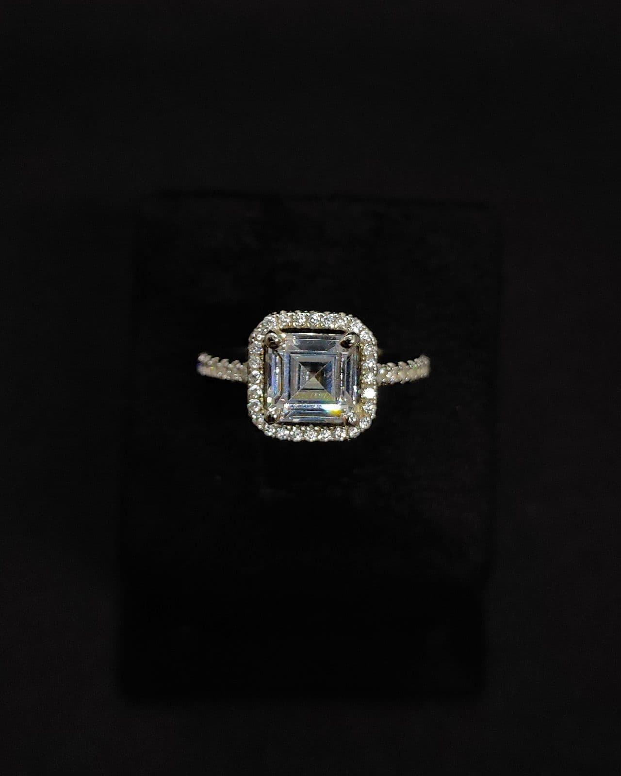 Ring — view 2