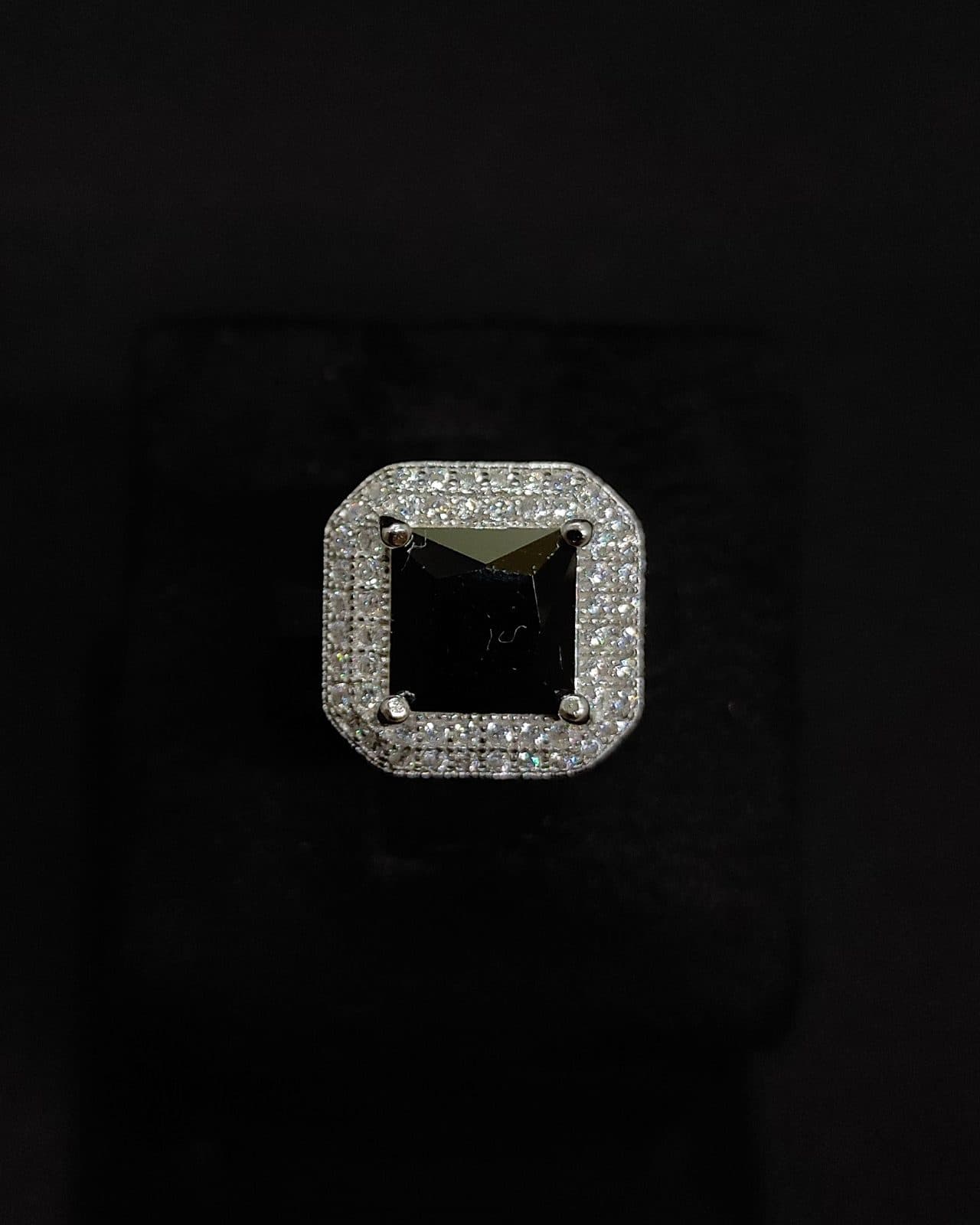 Ring — view 1