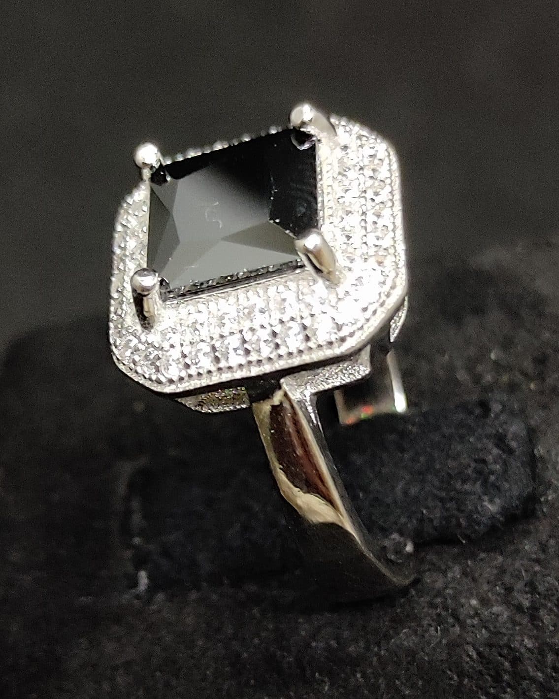 Ring — view 2