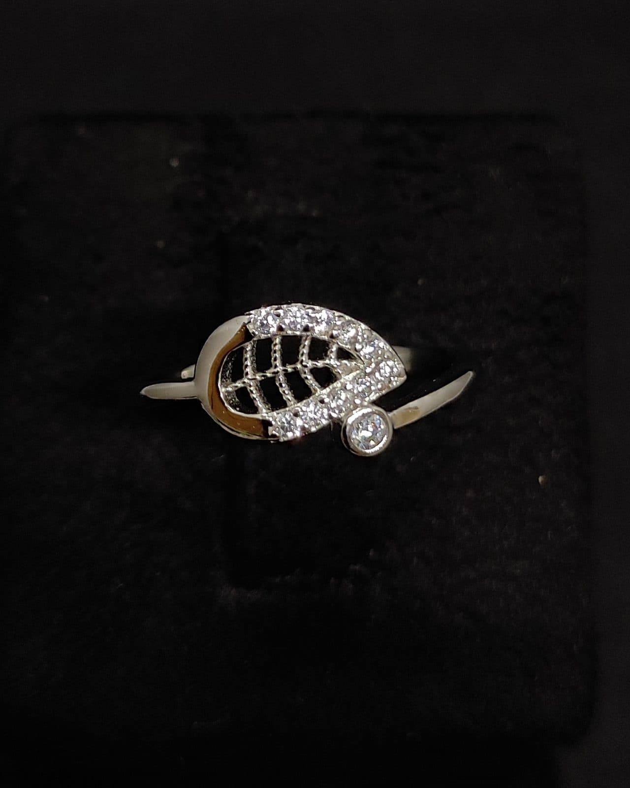 Ring — view 1