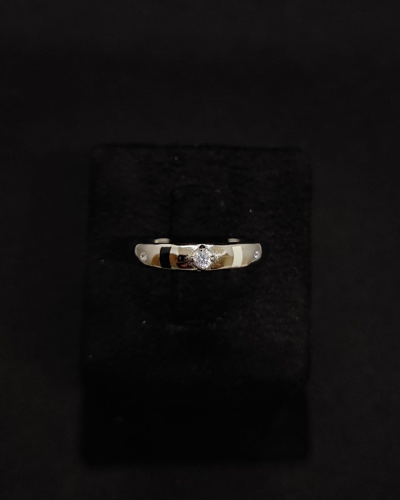 Ring — view 2