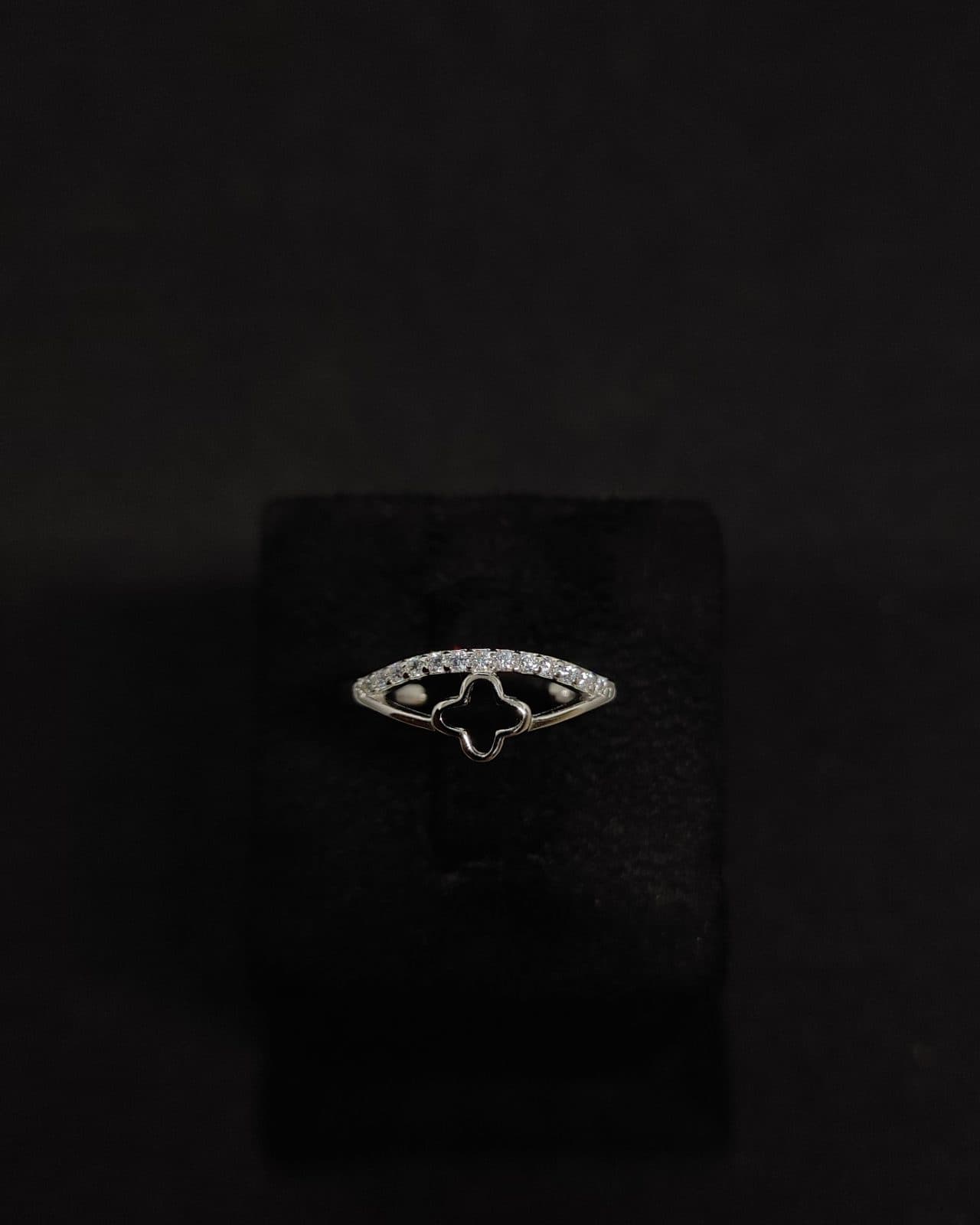 Ring — view 2