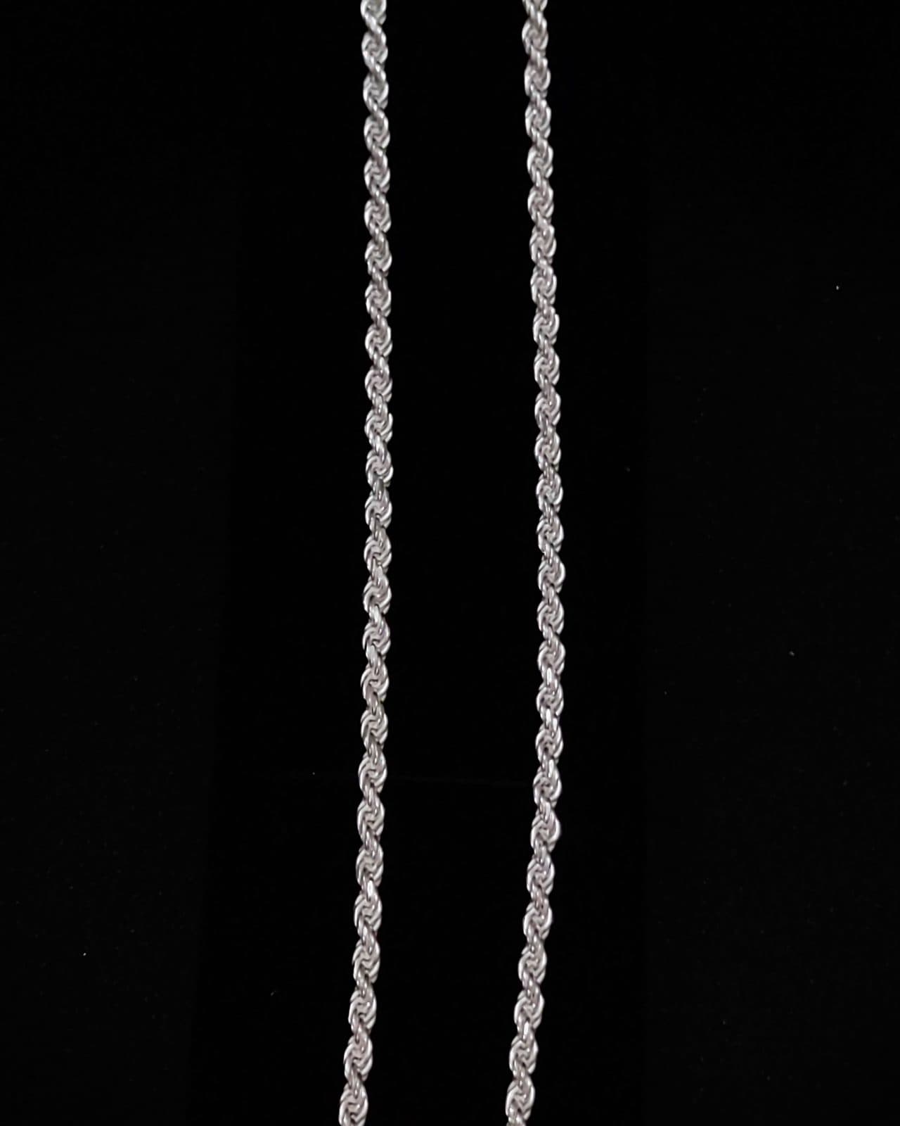 Chain — view 2