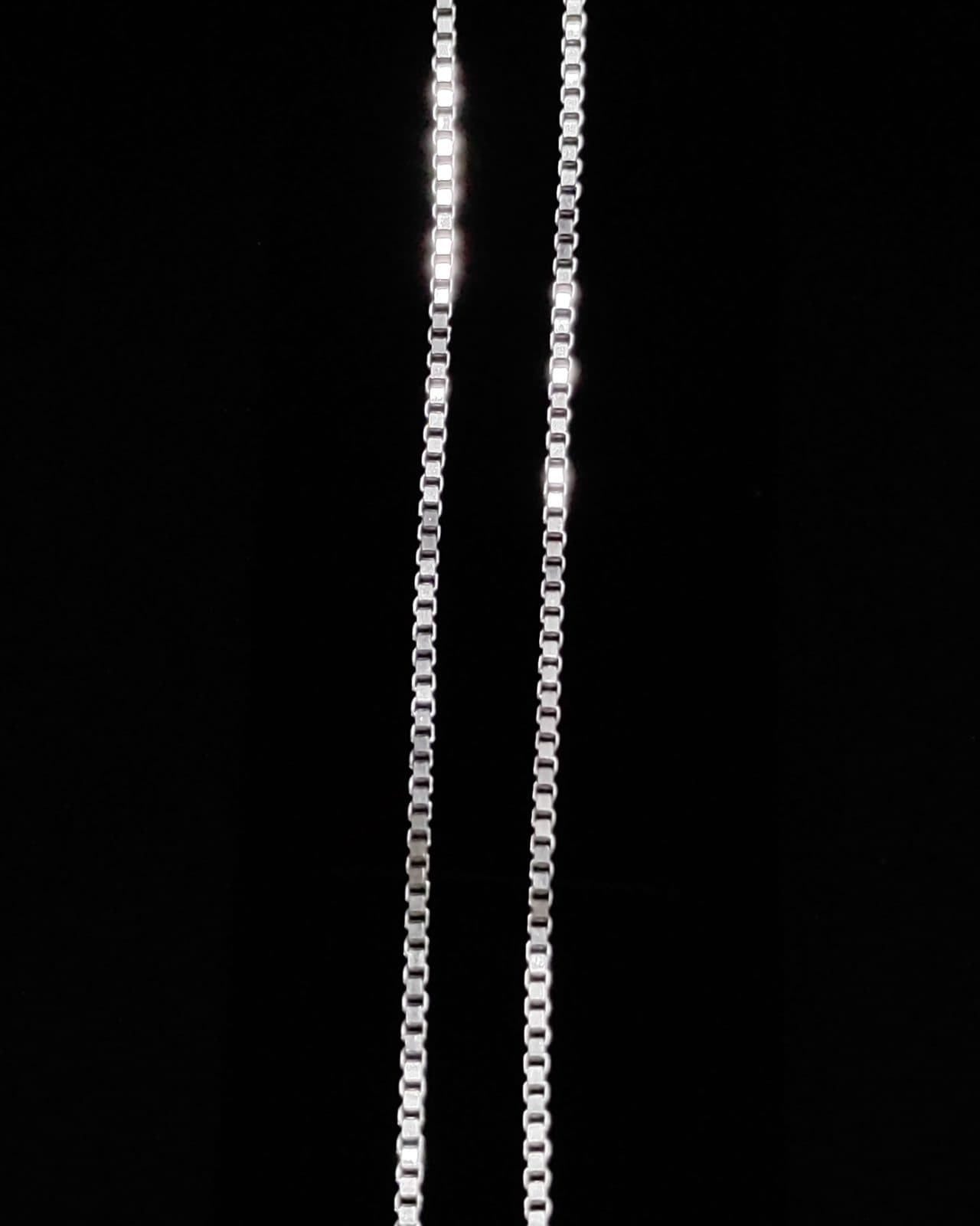 Chain — view 2
