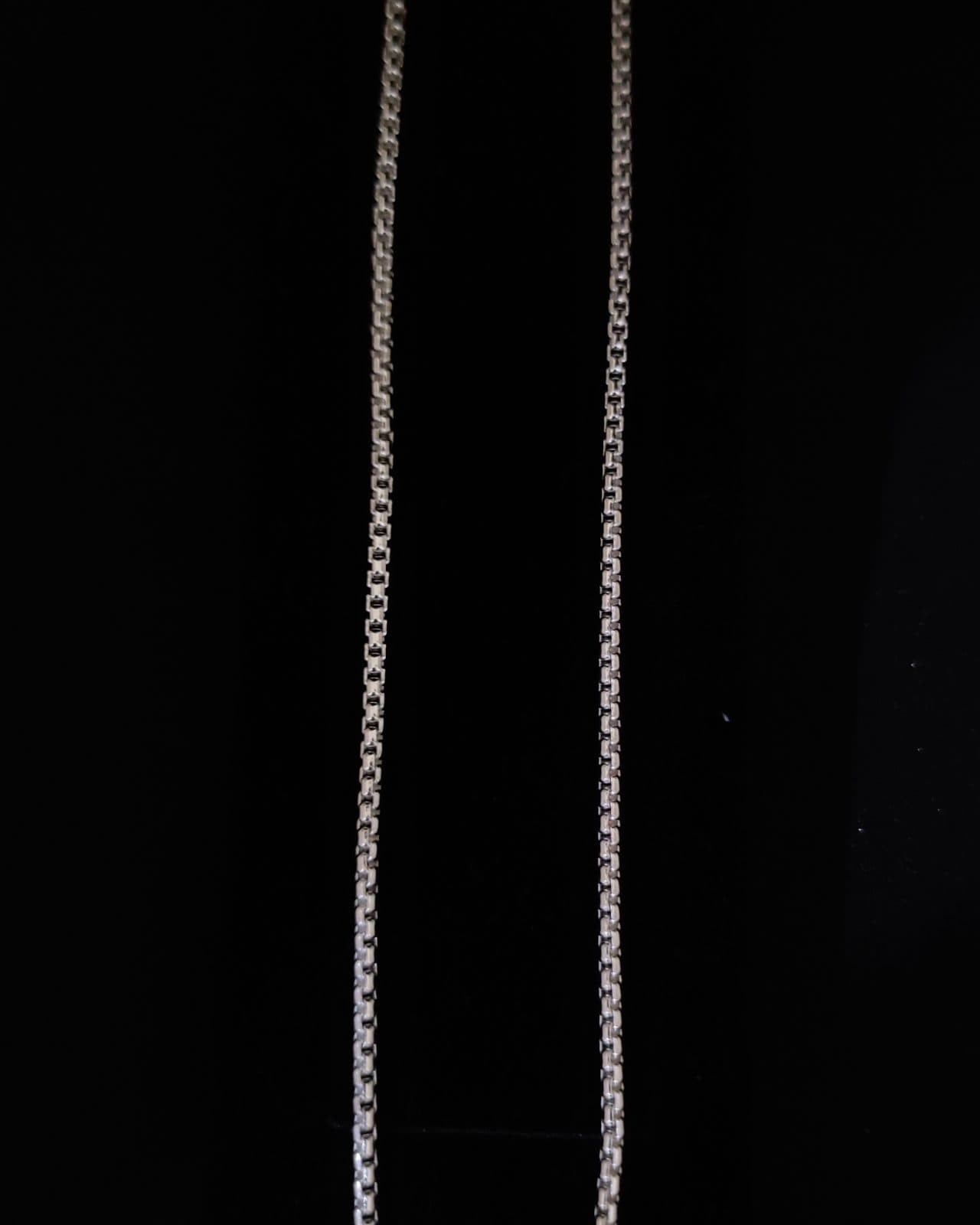 Chain — view 2