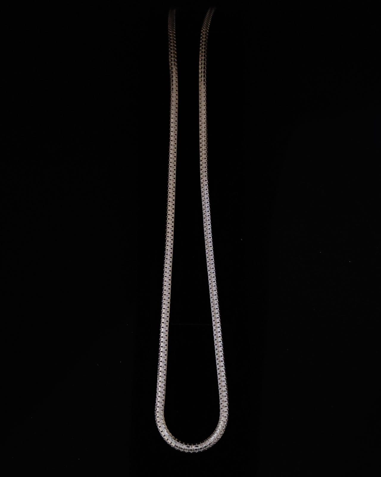 Chain — view 1