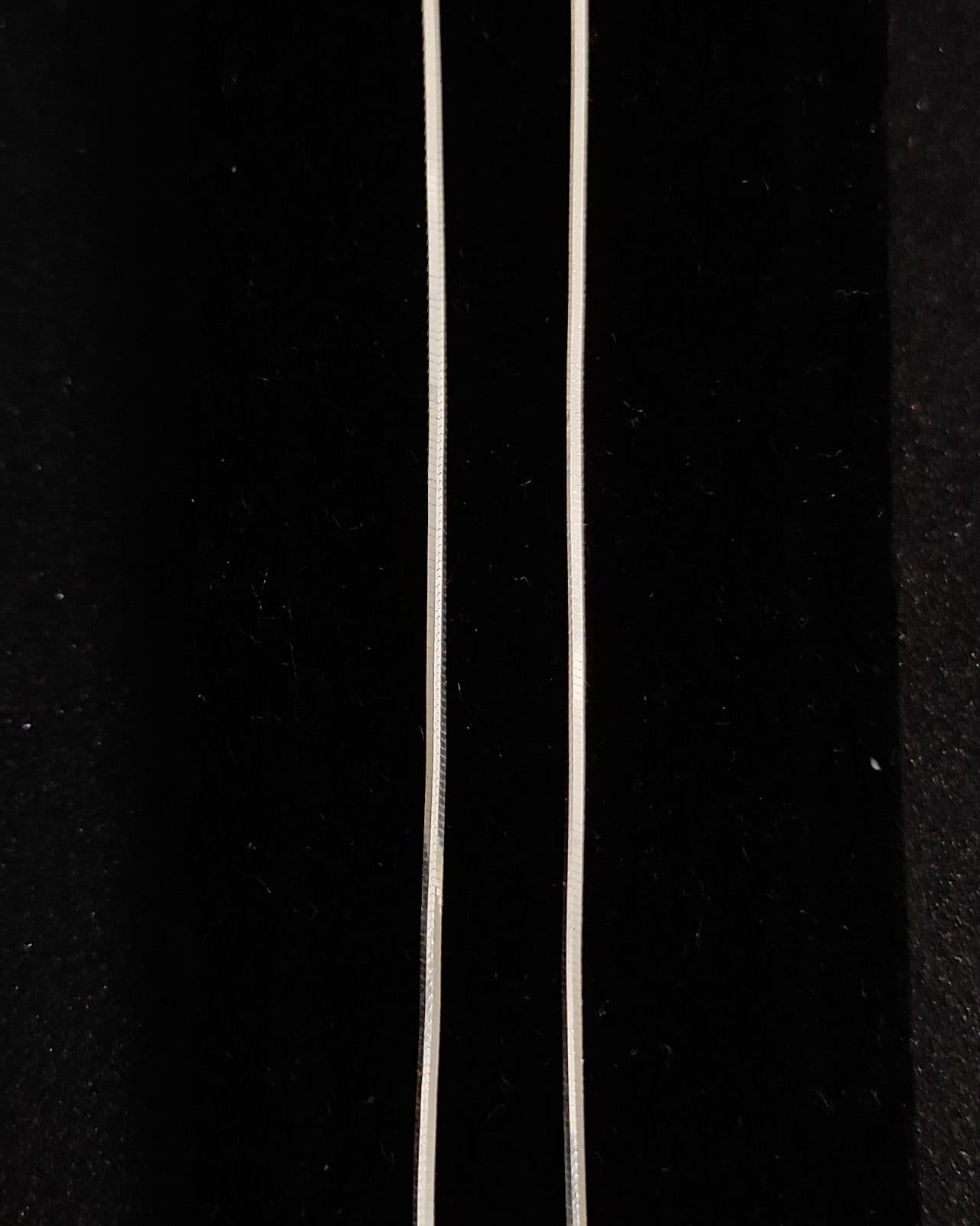 Chain — view 2