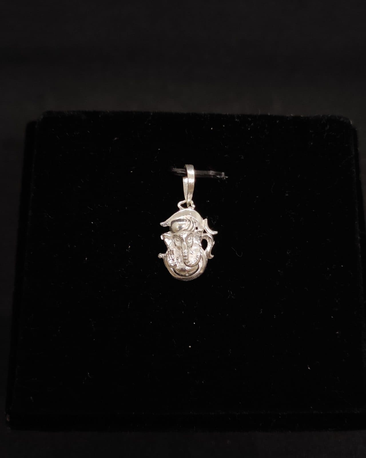 Pendant