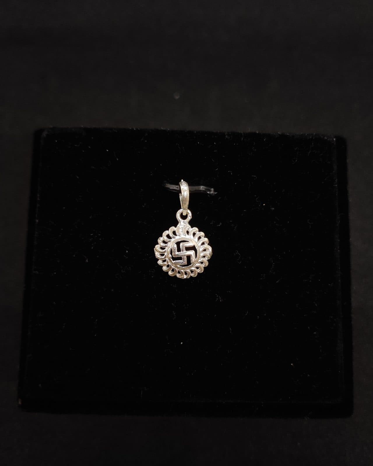 Pendant