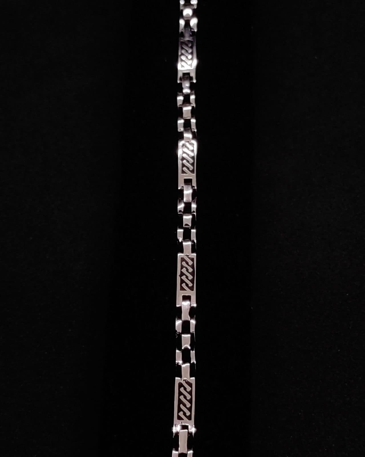 Bracelet — view 2