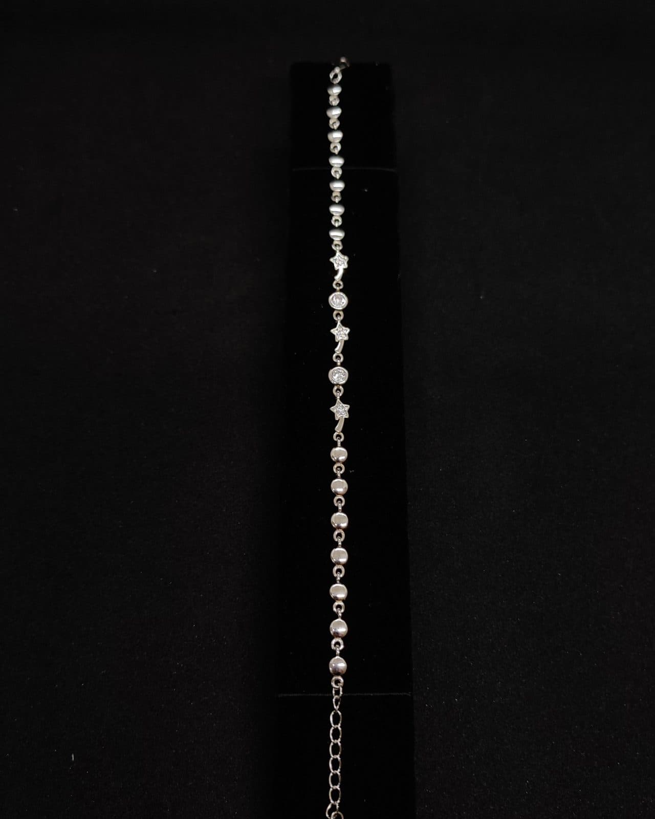 Bracelet — view 1