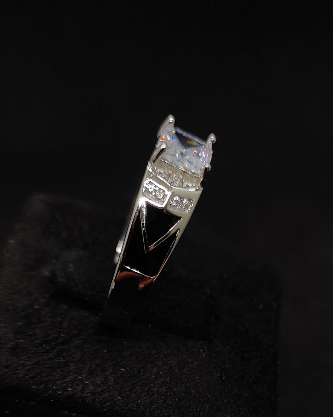 Ring — view 2