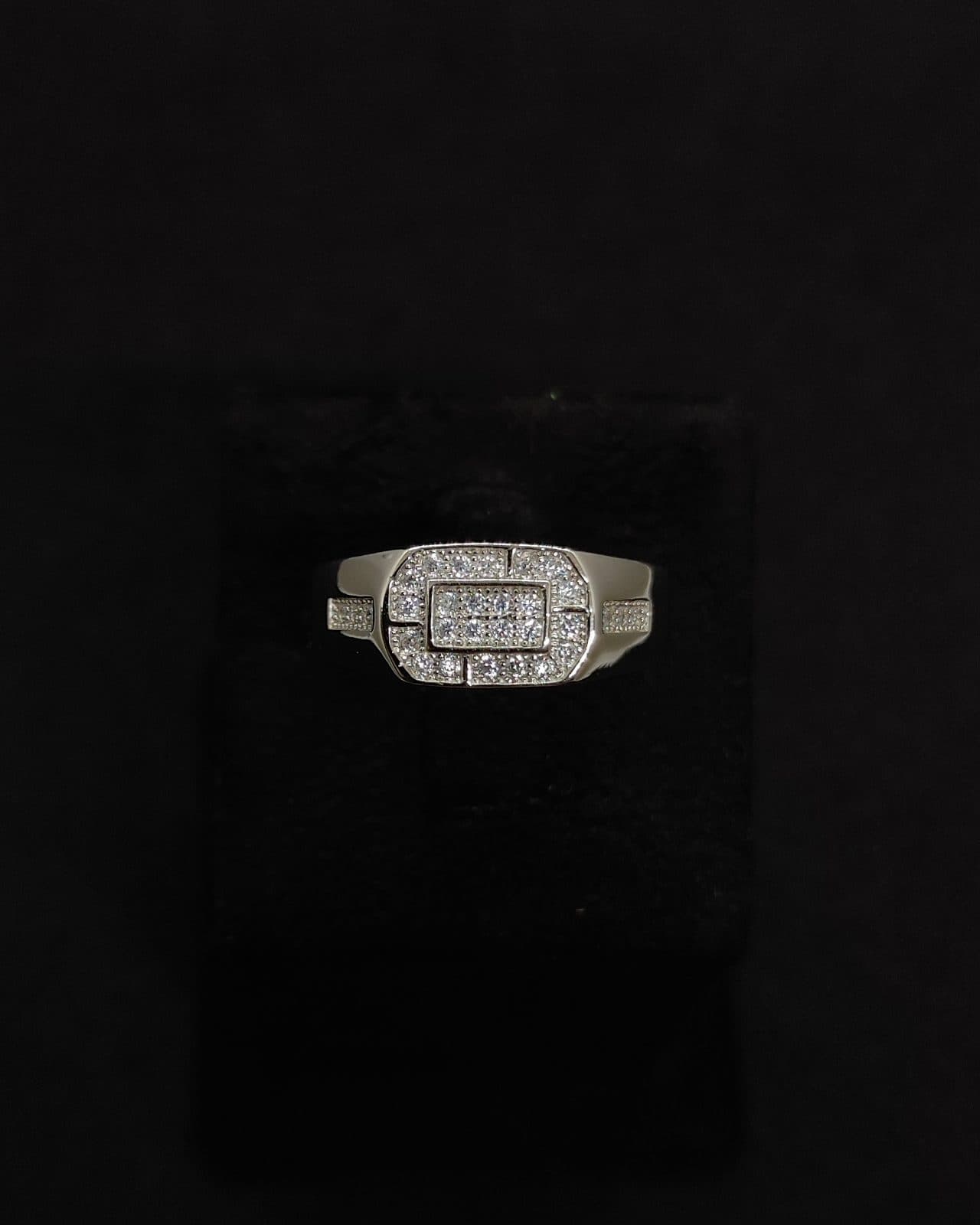 Ring — view 1