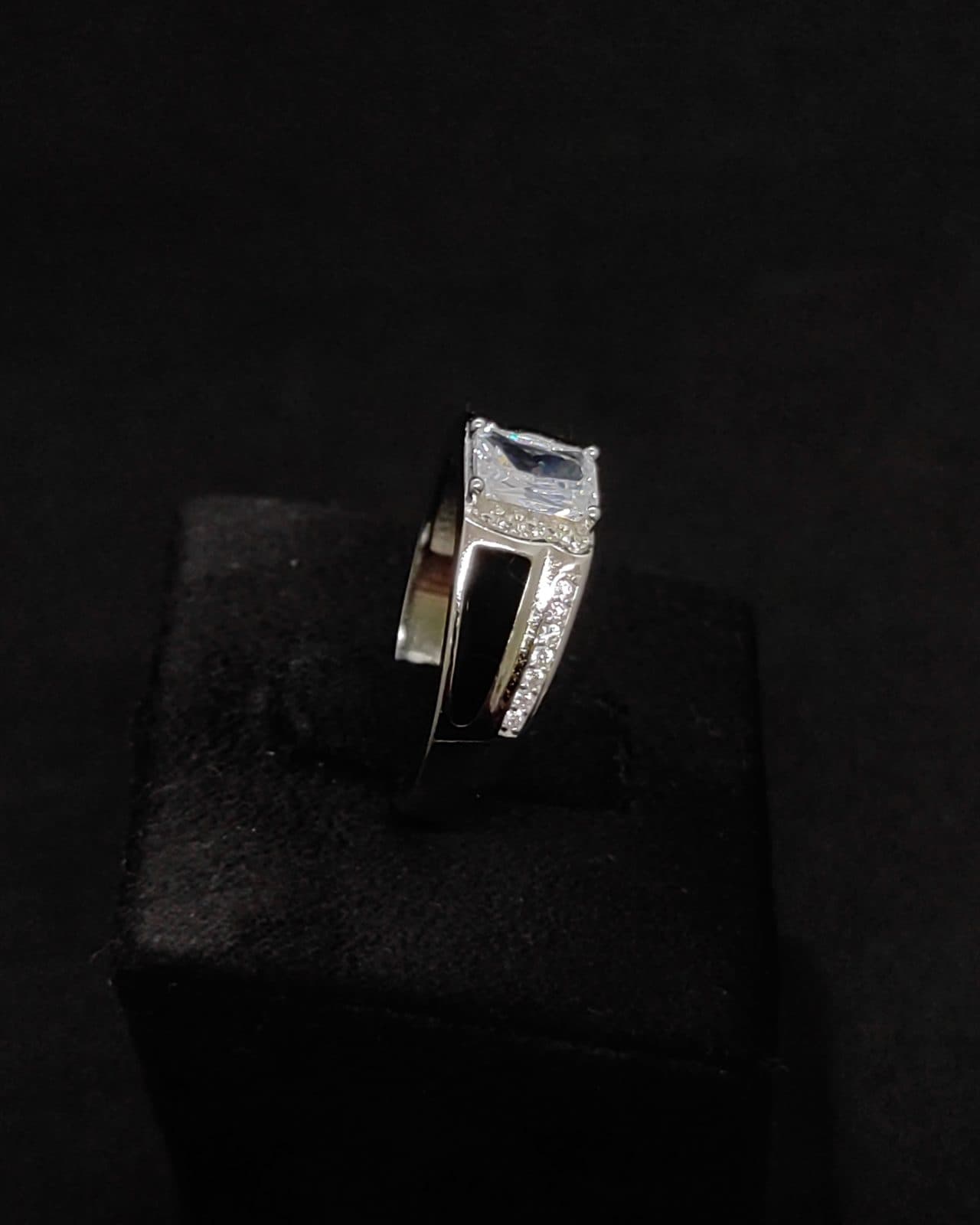 Ring — view 2