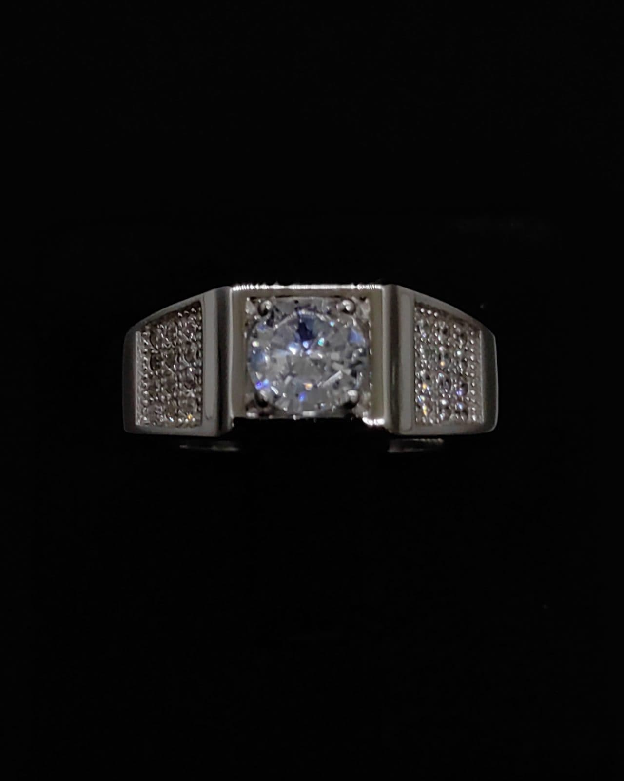 Ring — view 1