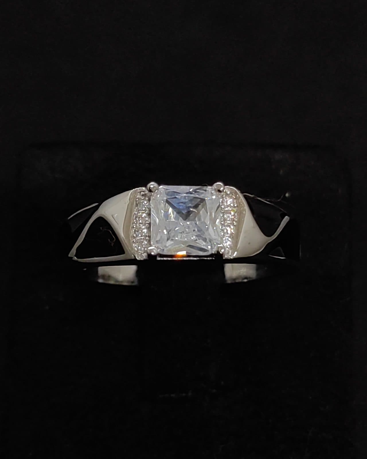 Ring — view 1