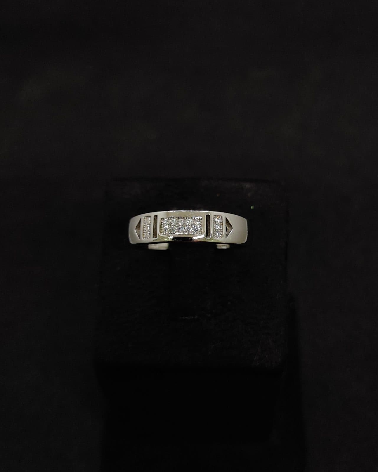 Ring — view 2