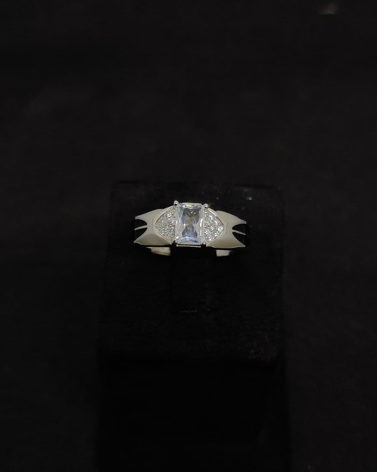 Ring — view 2
