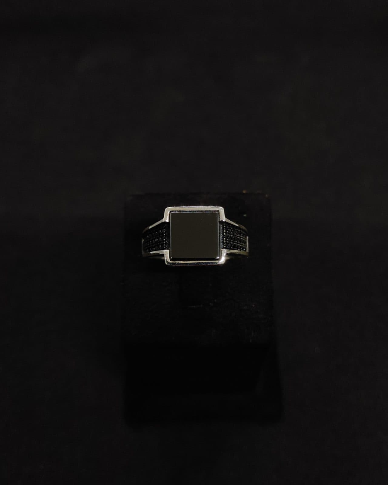 Ring — view 2