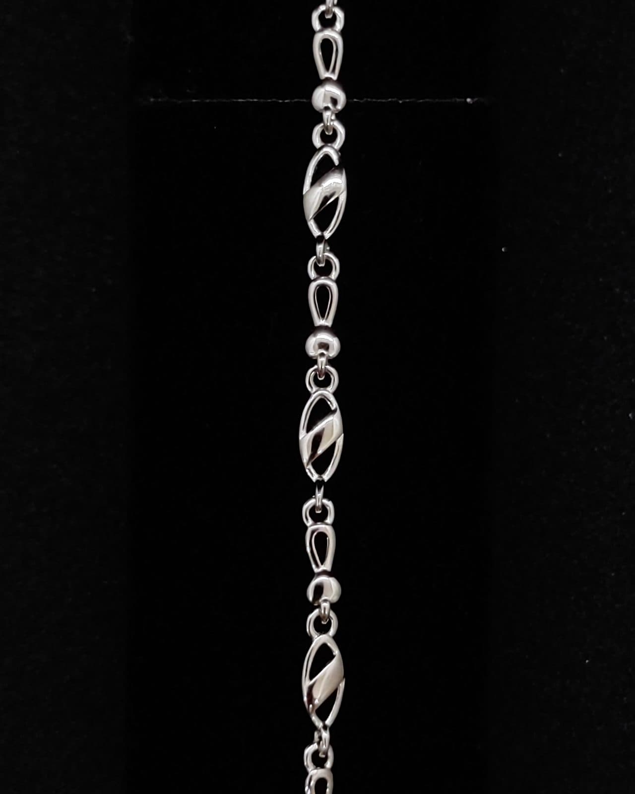 Bracelet — view 2