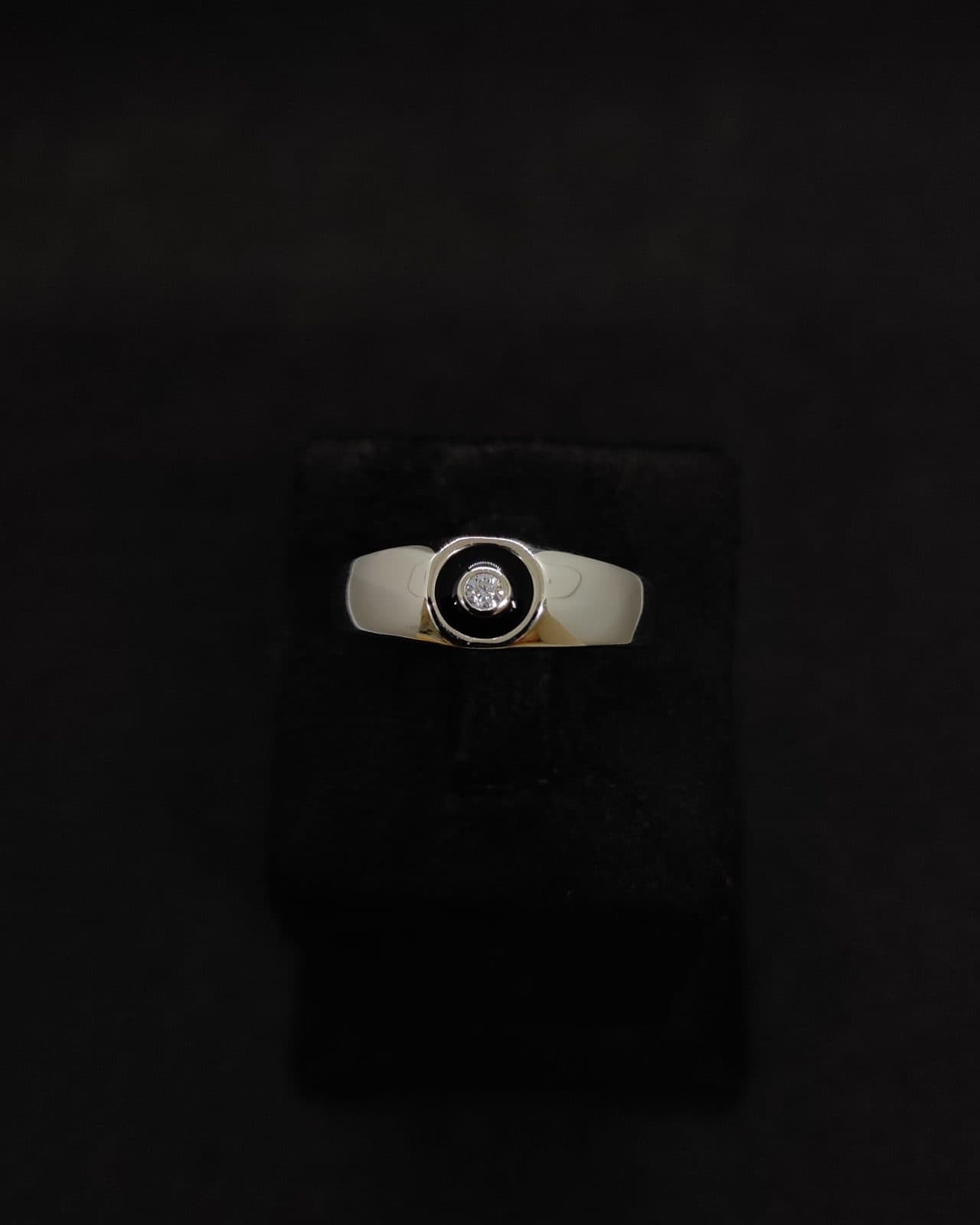 Ring — view 1