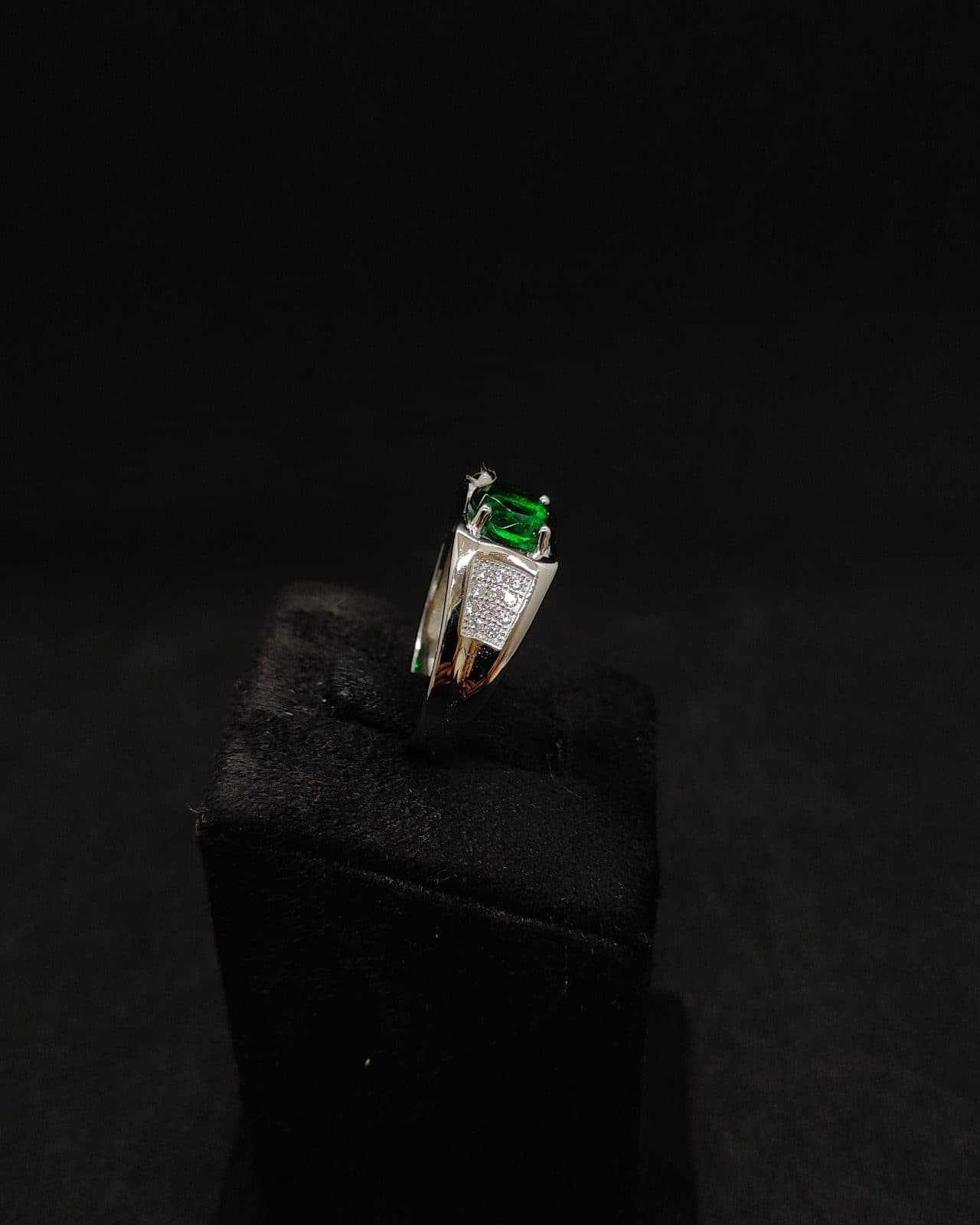 Ring — view 2