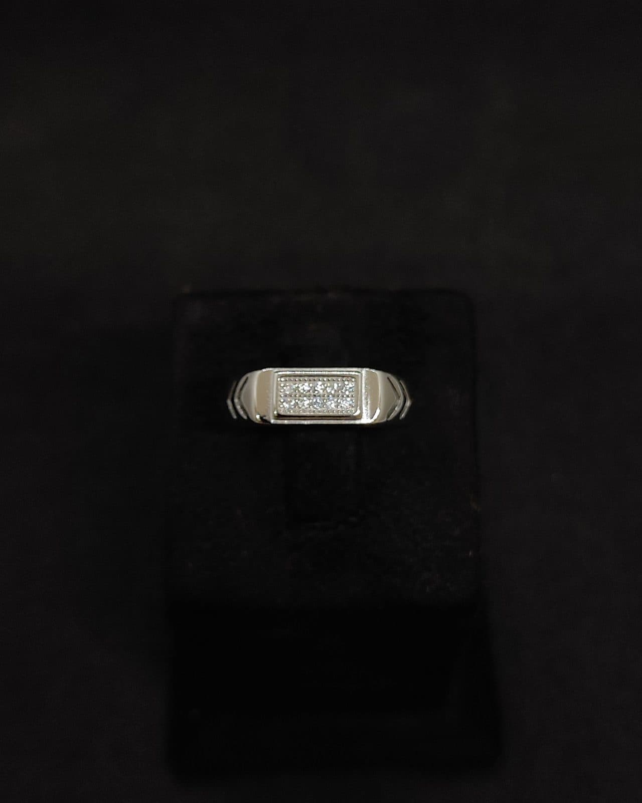 Ring — view 1
