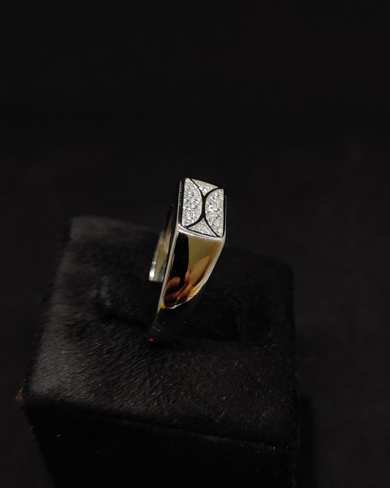 Ring — view 2