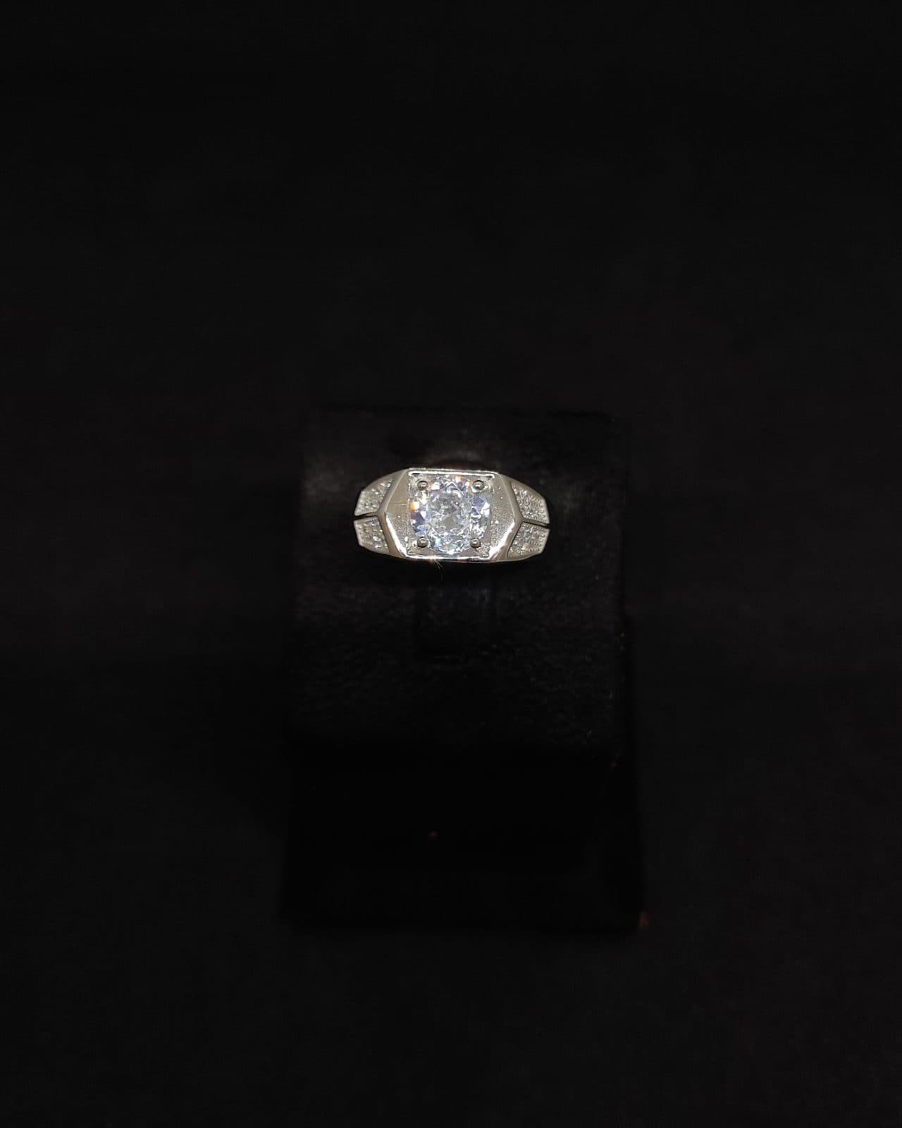 Ring — view 1