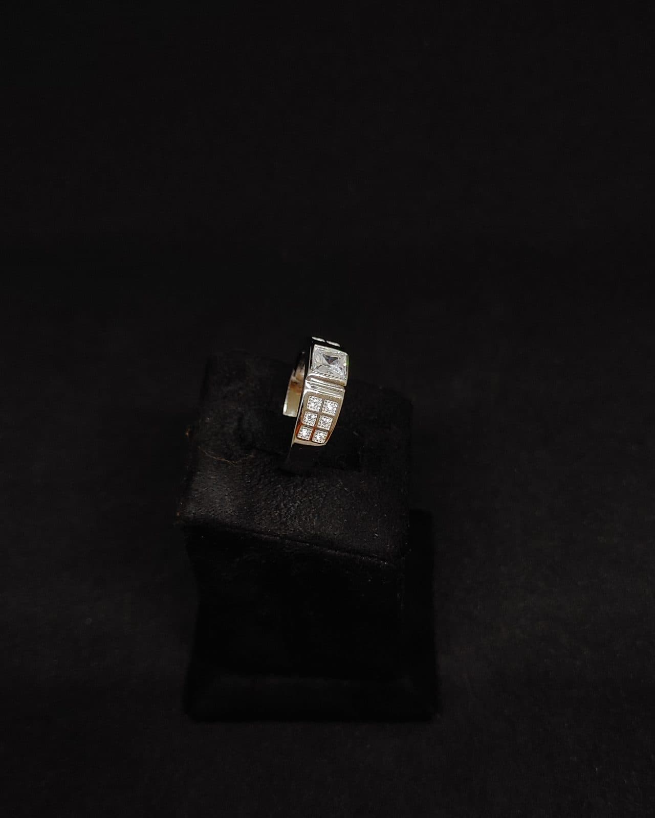 Ring — view 2