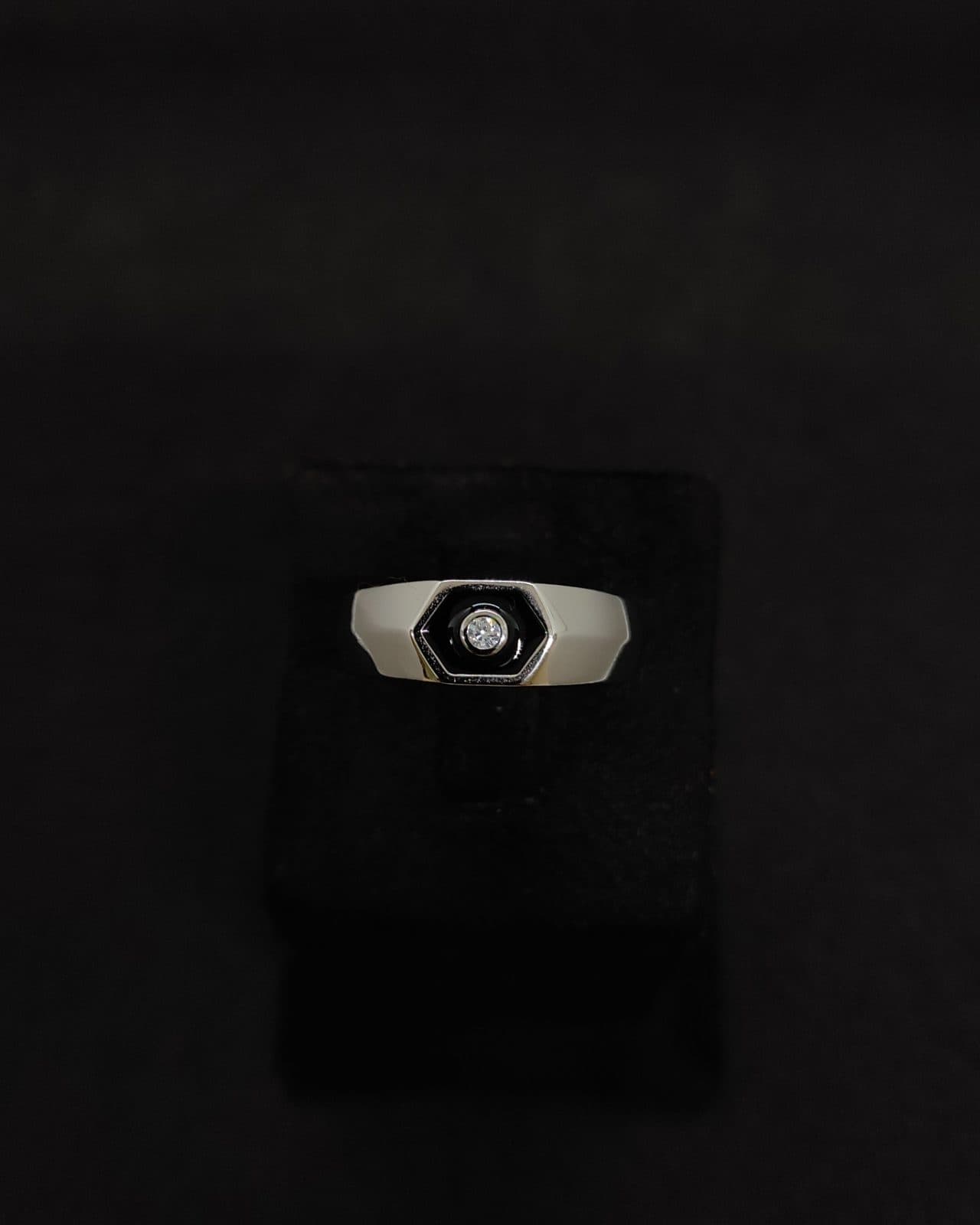 Ring — view 1