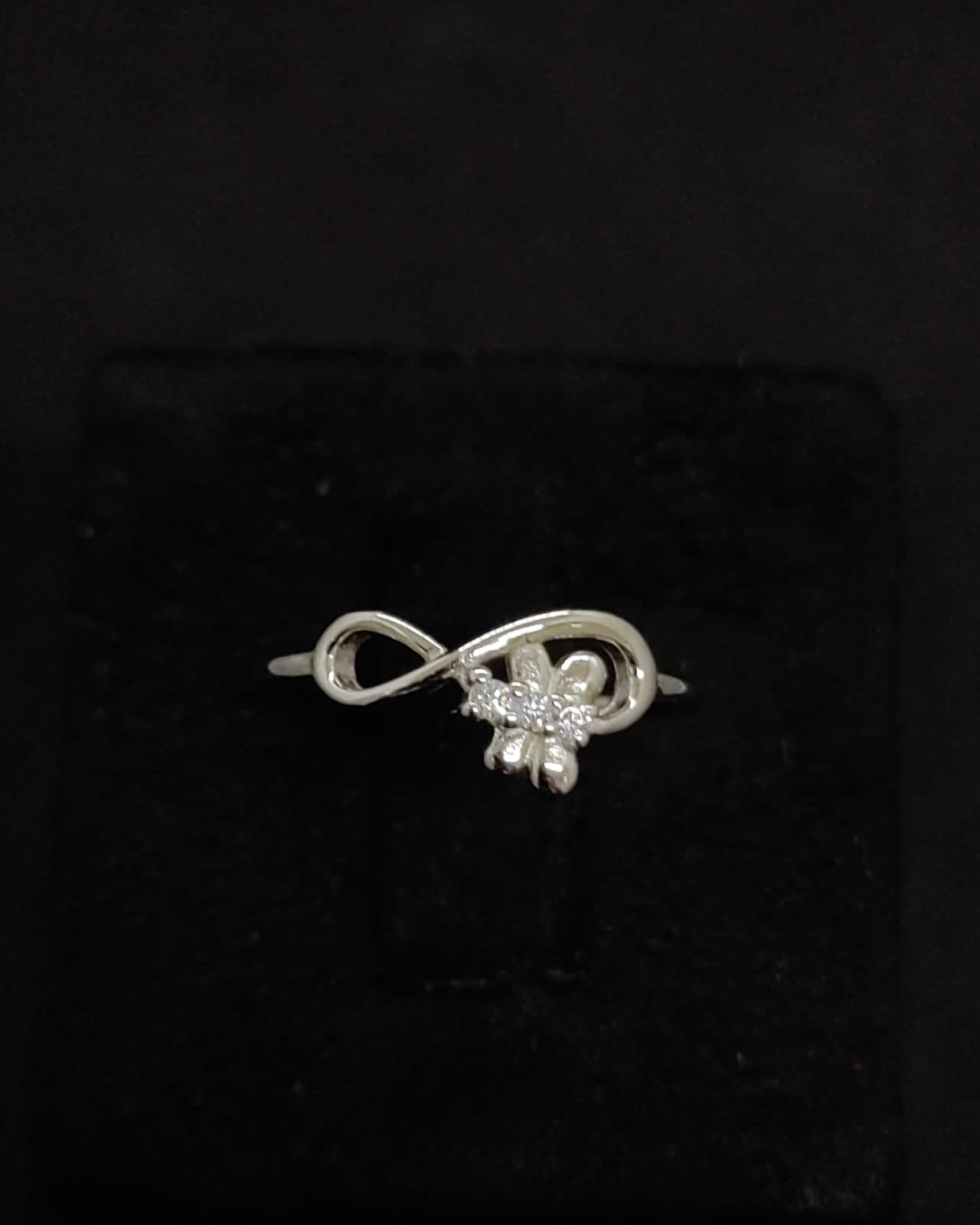 Ring — view 1