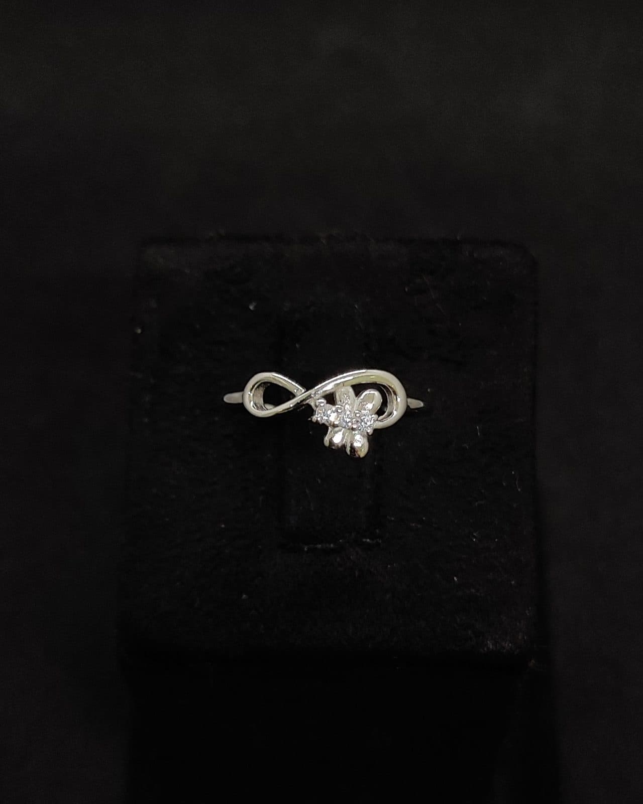 Ring — view 2