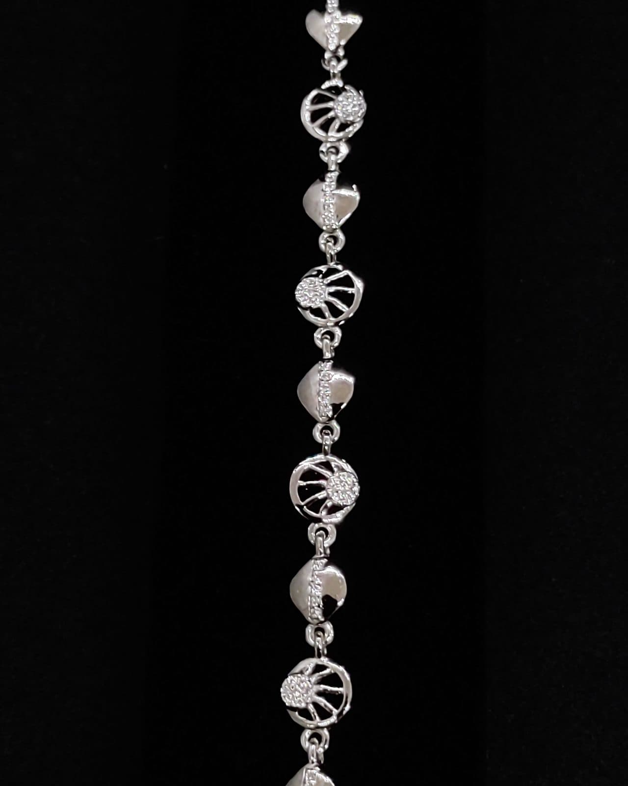 Bracelet — view 2