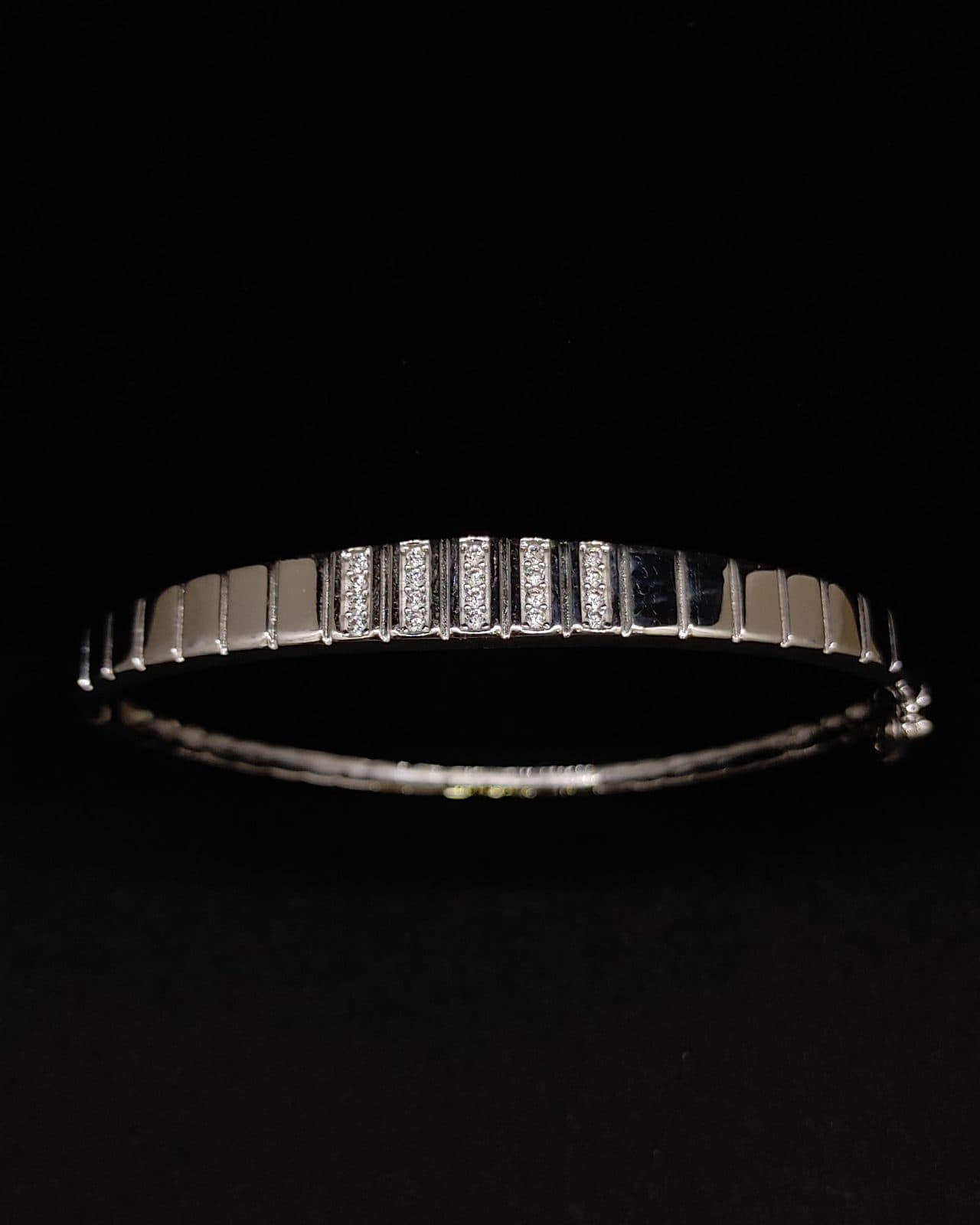 Kada — view 2
