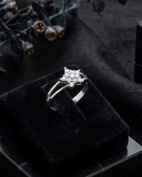 Ring