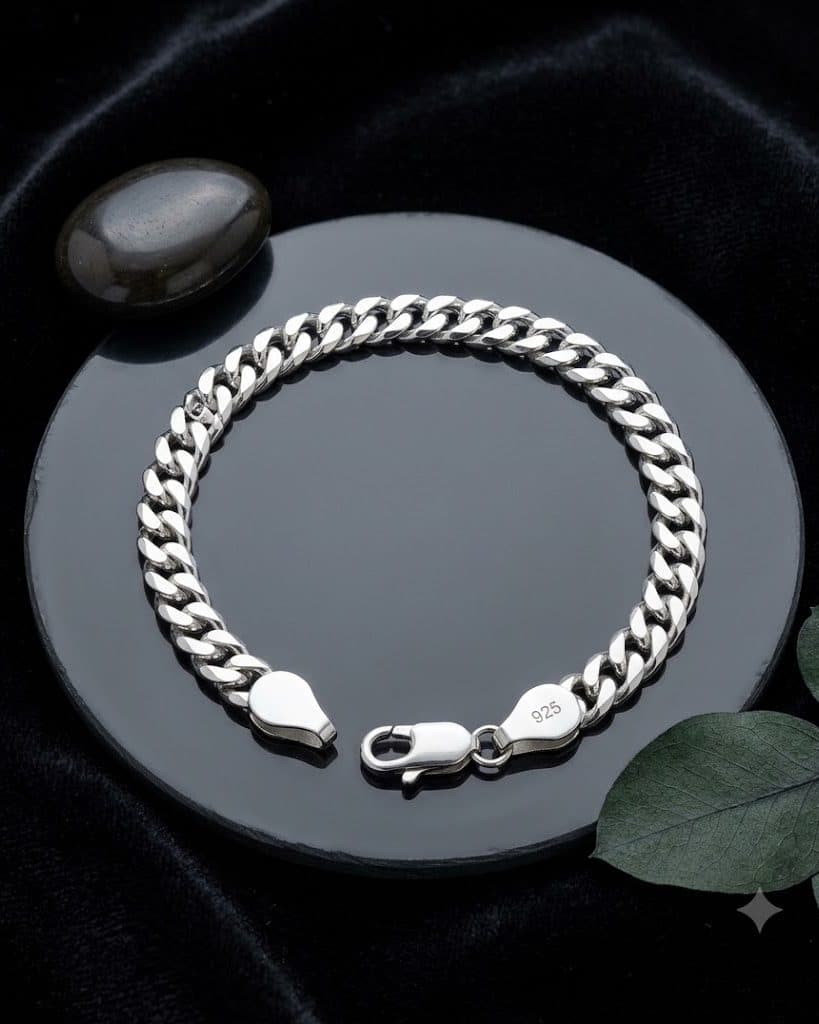 Bracelet — view 1